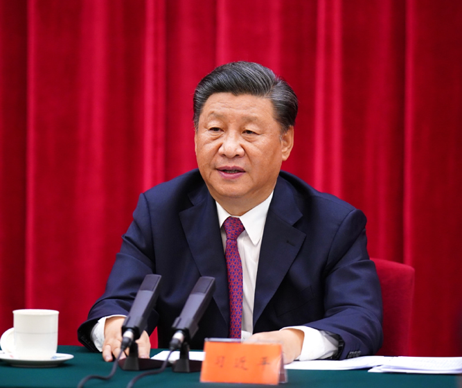 2020年9月3日下午，中共中央、國務(wù)院、中央軍委在北京人民大會堂舉行座談會，紀念中國人民抗日戰(zhàn)爭暨世界反法西斯戰(zhàn)爭勝利75周年。中共中央總書記、國家主席、中央軍委主席習近平出席座談會并發(fā)表重要講話。新華社記者 謝環(huán)馳 攝