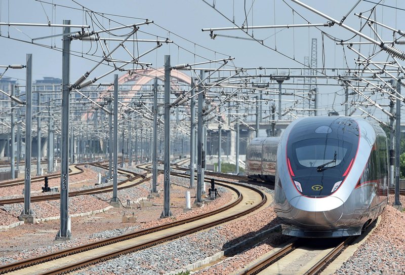 2022年6月20日，濟鄭高鐵鄭州首發(fā)G9206次列車駛出鄭州東站。